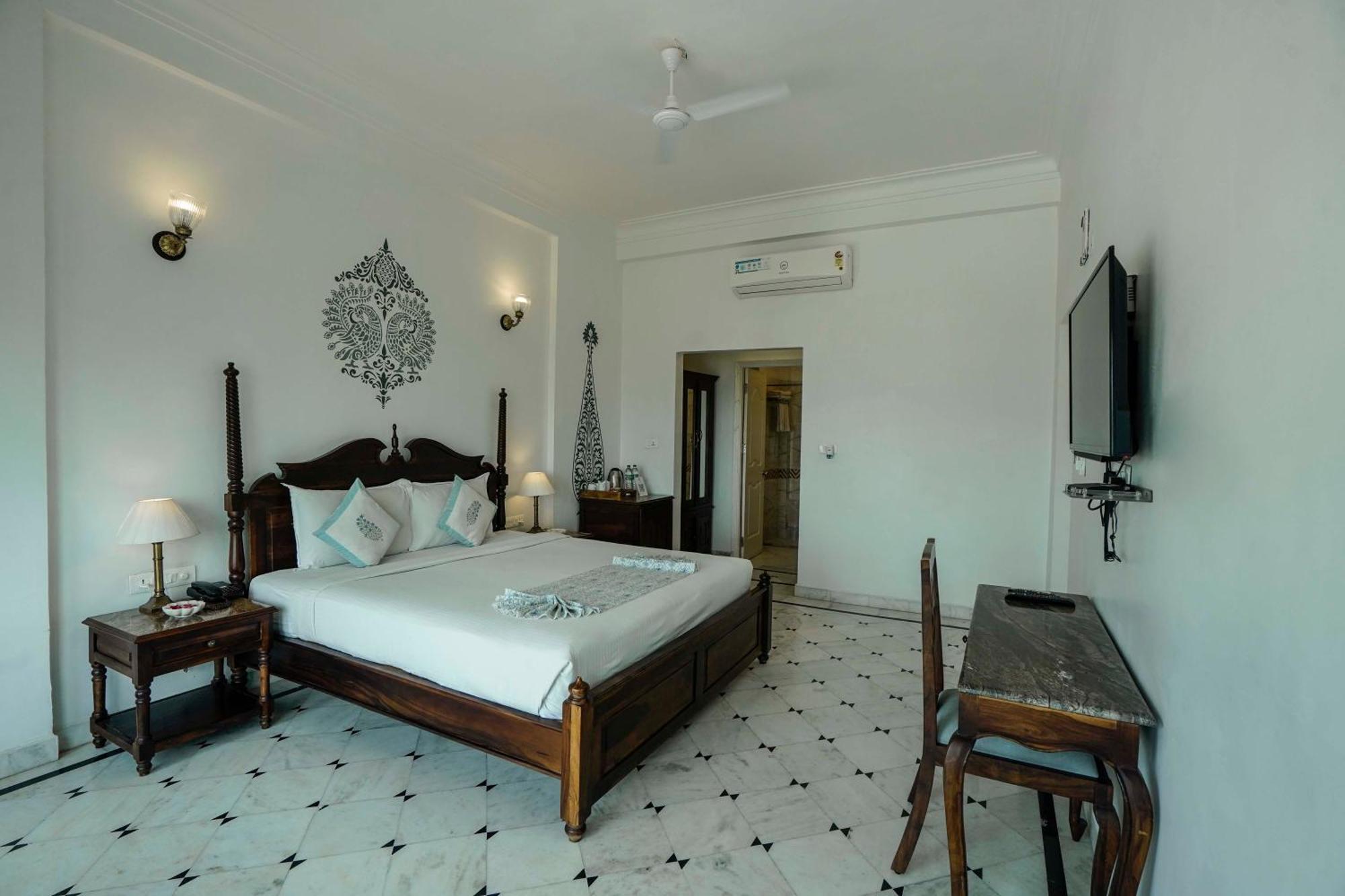 Burj Baneria - A Boutique Homestay Udaipur Buitenkant foto