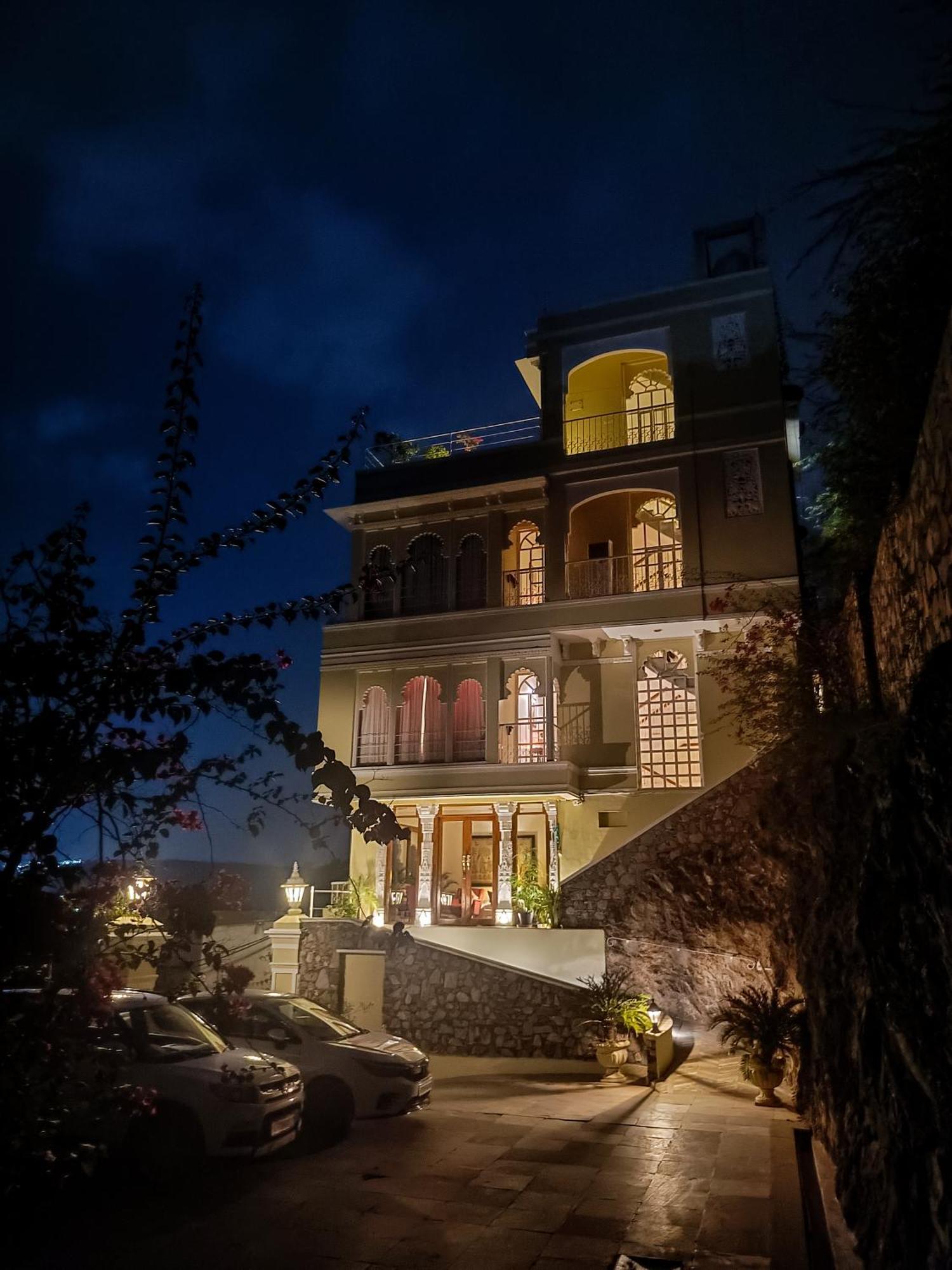 Burj Baneria - A Boutique Homestay Udaipur Buitenkant foto